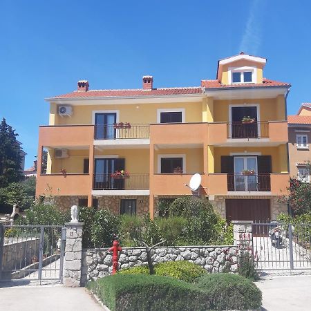 Apartmani Ana Cres Dış mekan fotoğraf