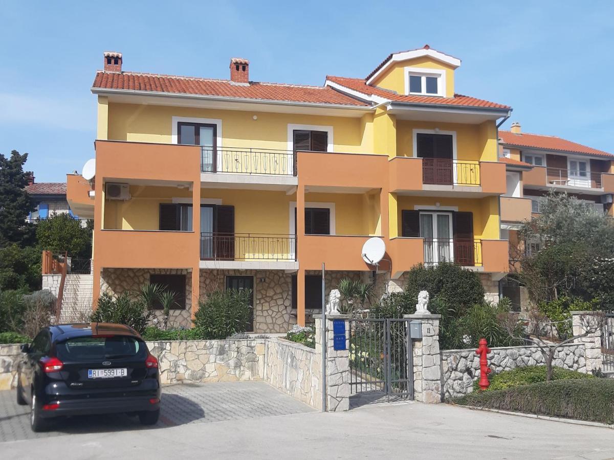 Apartmani Ana Cres Dış mekan fotoğraf