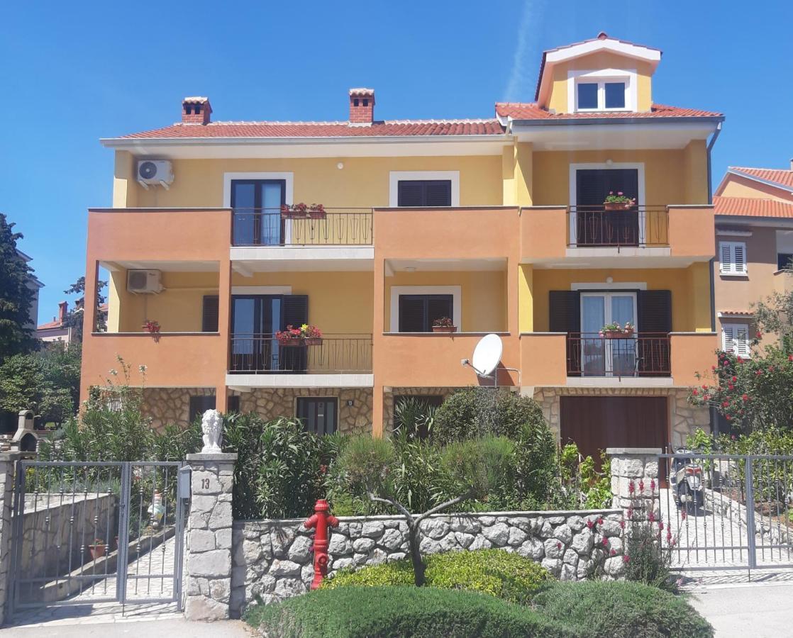 Apartmani Ana Cres Dış mekan fotoğraf