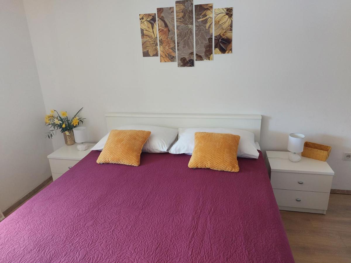 Apartmani Ana Cres Dış mekan fotoğraf
