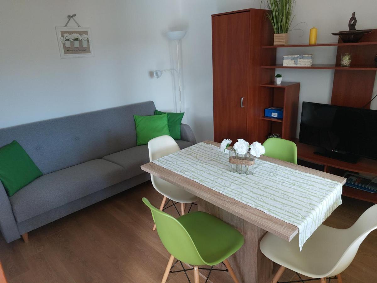 Apartmani Ana Cres Dış mekan fotoğraf