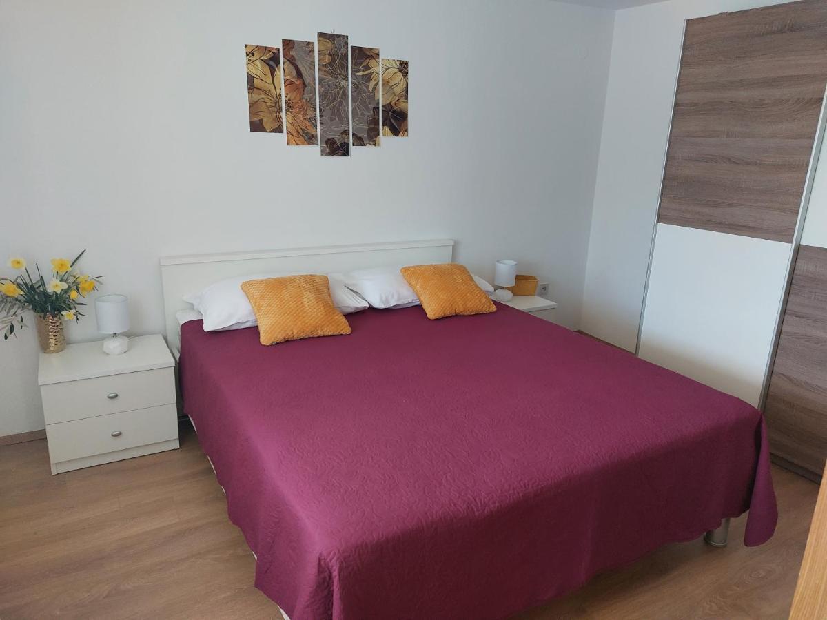 Apartmani Ana Cres Dış mekan fotoğraf