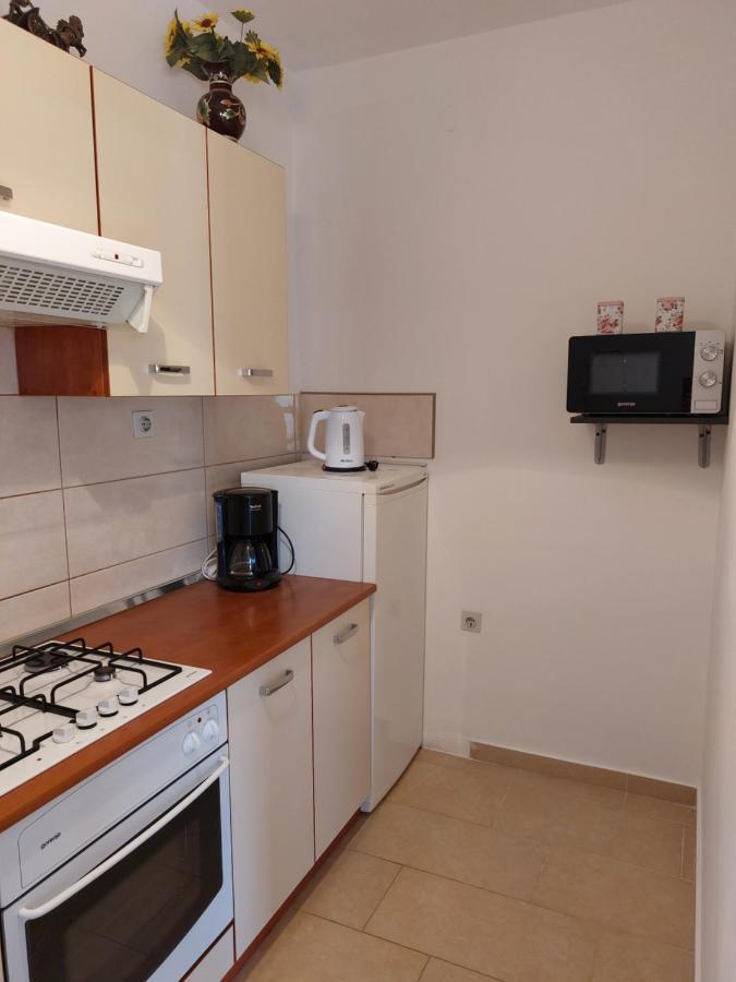 Apartmani Ana Cres Dış mekan fotoğraf