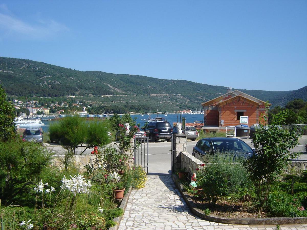 Apartmani Ana Cres Dış mekan fotoğraf
