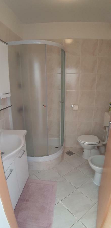 Apartmani Ana Cres Dış mekan fotoğraf